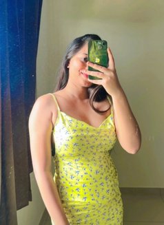 Web Cam and Real Meet - escort agency in Hyderabad Photo 3 of 3