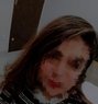 Real meet and cam show - puta in Hyderabad Photo 1 of 4