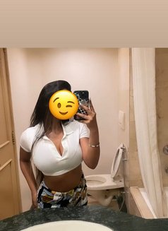 π₯ WEBCAM AND REALMEET π₯ - escort in Hyderabad Photo 8 of 8