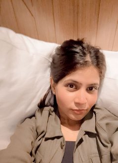 Webcam & real meet - escort in Gurgaon Photo 1 of 2