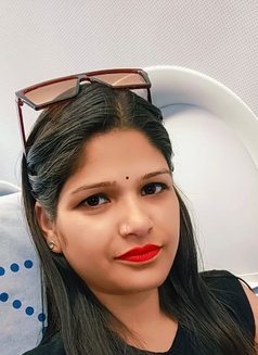 Webcam & Real meet - escort in Hyderabad Photo 1 of 1