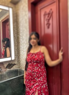 Webcam & sex chat - escort in Hyderabad Photo 1 of 3