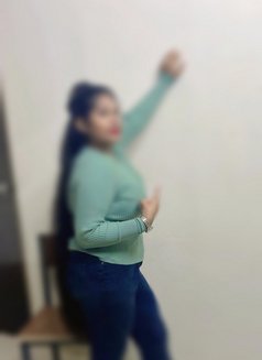 Webcam & sex chat - escort in Hyderabad Photo 3 of 3