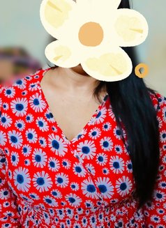 Bbw girl - escort in Gurgaon Photo 2 of 3