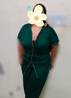 Cam girl - escort in Chennai Photo 2 of 3