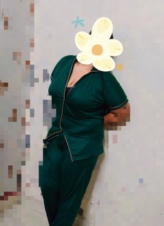 Cam girl - escort in Chennai Photo 3 of 3