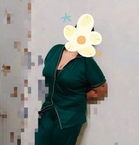 Cam girl - escort in Chennai