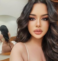 عشيقة الشرج - masseuse in Riyadh Photo 3 of 7