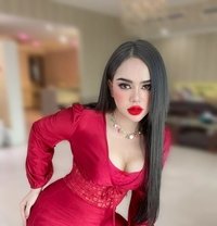 Weena Sexy Beauty Cim 69 - Transsexual escort in Ajmān