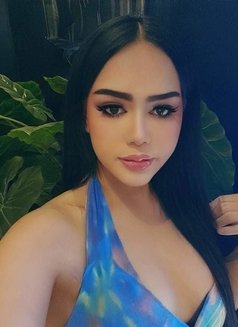 Weena Sexy Beauty Cim 69 - Transsexual escort in Dubai Photo 5 of 18
