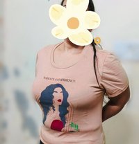 Cam girl - escort in New Delhi
