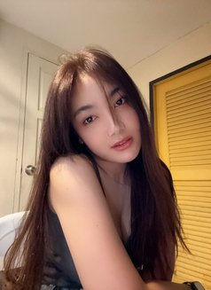 weewi - masseuse in Bangkok Photo 24 of 30