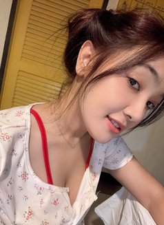 weewi - masseuse in Bangkok Photo 19 of 30