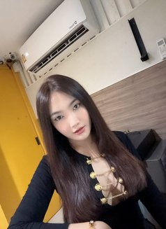 weewi - masseuse in Bangkok Photo 28 of 30