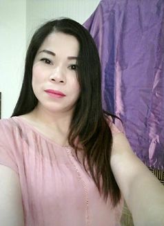 Weiwei - escort in Doha Photo 2 of 3