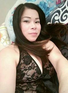 Weiwei - escort in Doha Photo 3 of 3