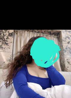 Payal independent and cam - escort in Hyderabad Photo 2 of 5