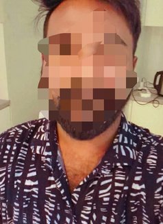 Well Experienced, Friendly Boy - Male escort in Al Manama Photo 1 of 2