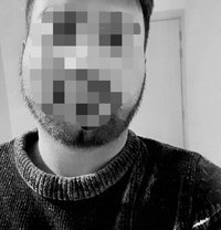 Horny boy looking for lady or couple - Male escort in Al Manama