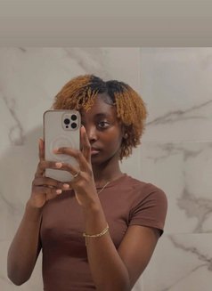 Welo - Male escort in Kampala Photo 2 of 5