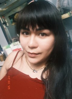 Wenachim - Acompañantes transexual in Manila Photo 1 of 2
