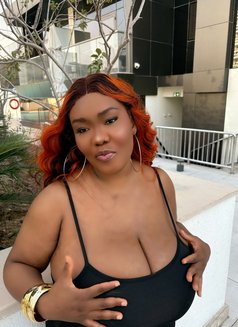 Wendy - escort in Dubai Photo 4 of 4