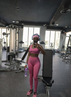 Wendy - escort in Muscat Photo 6 of 6