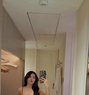 Wendy - escort in Singapore Photo 1 of 3