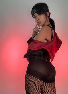 Wendy - escort in Seoul Photo 1 of 3