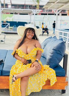 Wenshal - companion in Lagos, Nigeria Photo 3 of 3