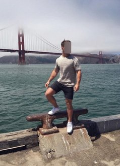 Western Male escort in Bangkok - Male escort in Bangkok Photo 20 of 20