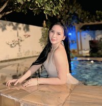 Wet and horny - escort in Singapore Photo 7 of 7