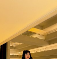 Wet and horny - puta in Singapore