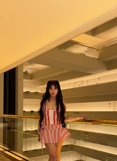 Wet and horny - escort in Singapore Photo 4 of 4
