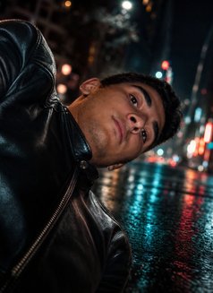 Wet Lick - Male escort in Shenzhen Photo 5 of 5