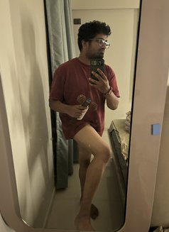 Wet Massage - Male escort in Pune Photo 3 of 4