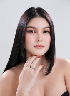 VALERIE - just arrived - escort in Bangkok Photo 11 of 13