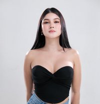 WET PUSSY VALERIE - escort in Bangkok Photo 2 of 12