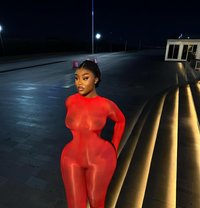 Wet squirt Penola business bay - escort in Dubai