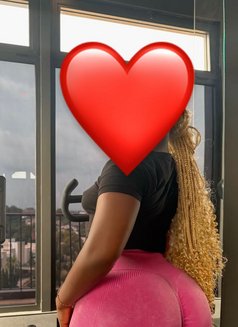 Wetpur - puta in Noida Photo 2 of 4