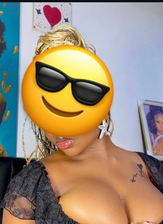 Wetpur - puta in Noida Photo 4 of 4