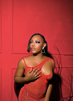 Wetty Creamy - puta in Benin City Photo 12 of 12