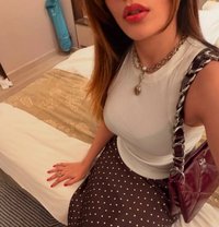 Live 1:1 webcam WhatsApp call - escort in Pune Photo 13 of 16