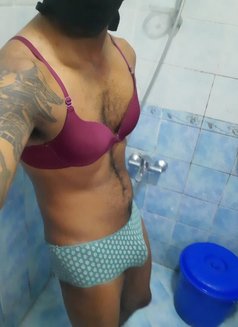 Where Babe - Acompañantes masculino in Abu Dhabi Photo 8 of 12