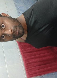 Where Babe - Acompañantes masculino in Abu Dhabi Photo 11 of 12