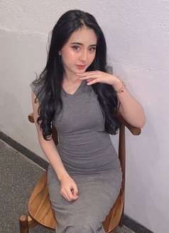 Whidiya - puta in Jakarta Photo 2 of 5