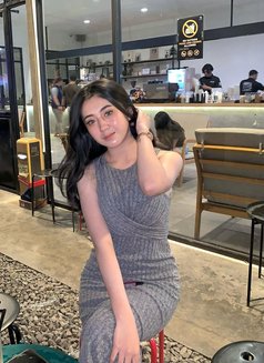 Whidiya - puta in Jakarta Photo 4 of 5