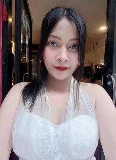 Whiskey - escort in Bangkok Photo 3 of 5