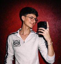 White Dicktop - Male escort in New Delhi