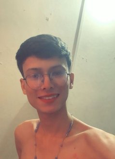 White Dicktop - Male escort in New Delhi Photo 13 of 15